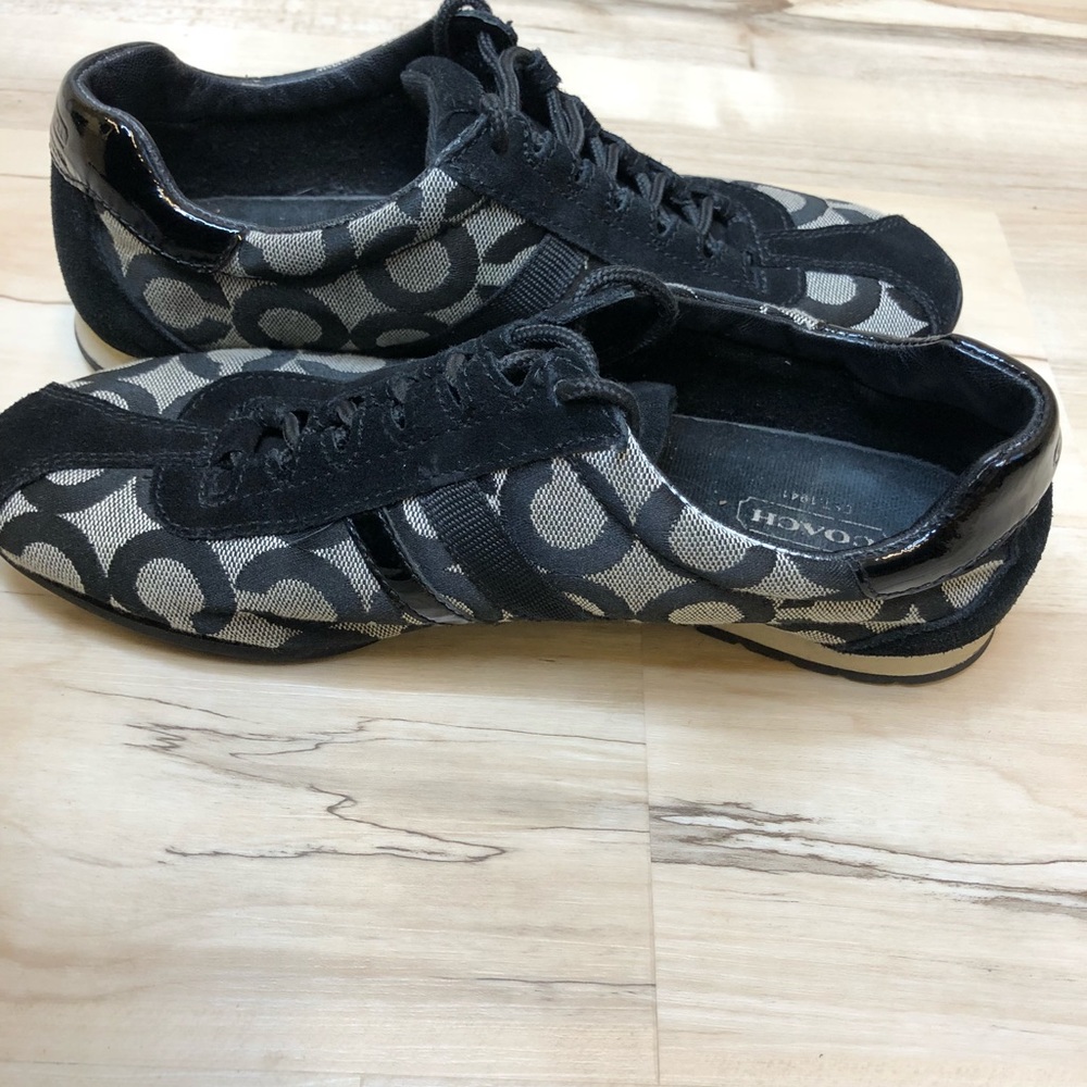 SOLD COACH Women’s Black & Silver Sneaker Shoes - Picture 3 of 8